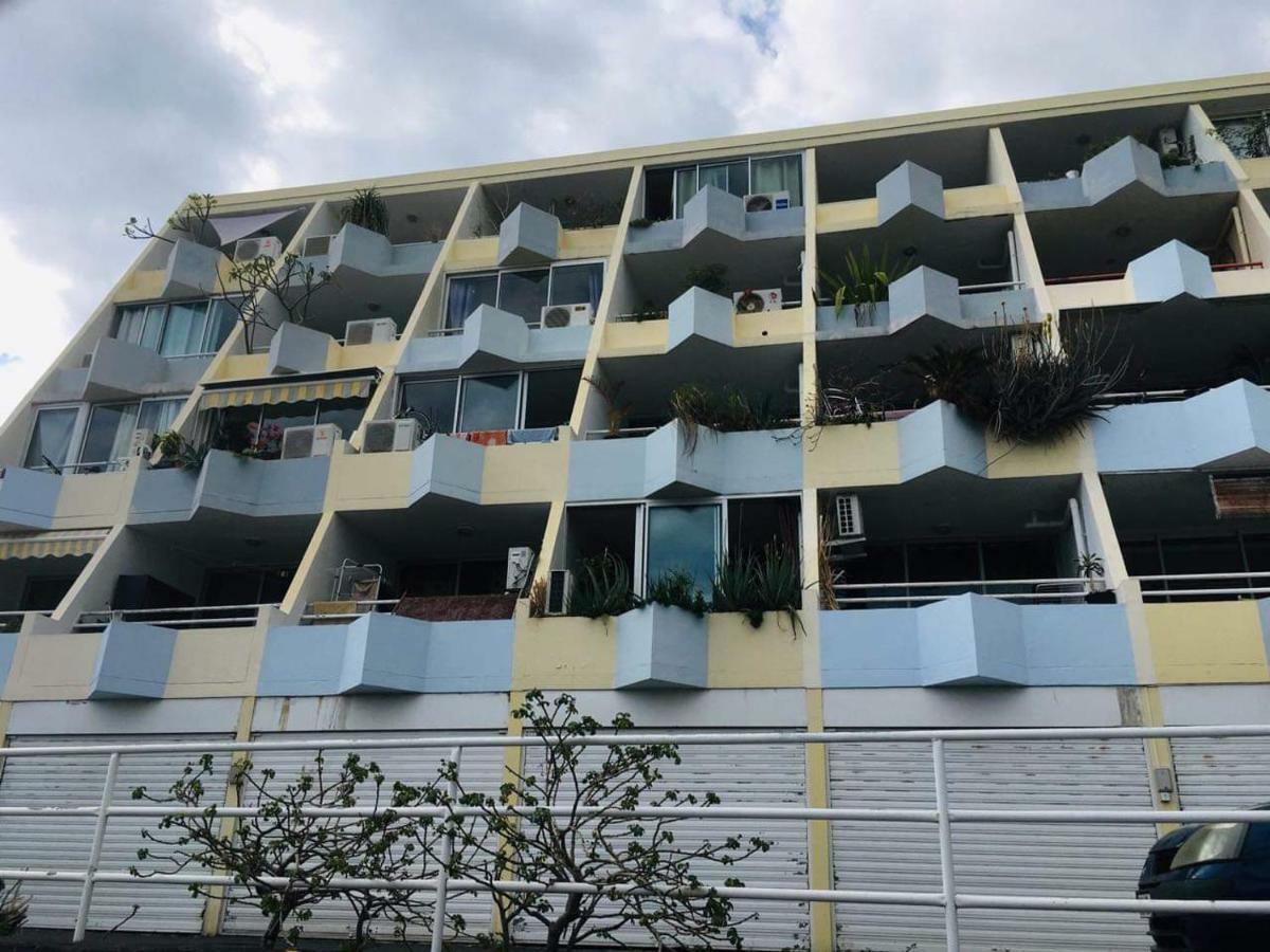 Les Franciseas Apartment Saint-Gilles Les Bains Exterior photo